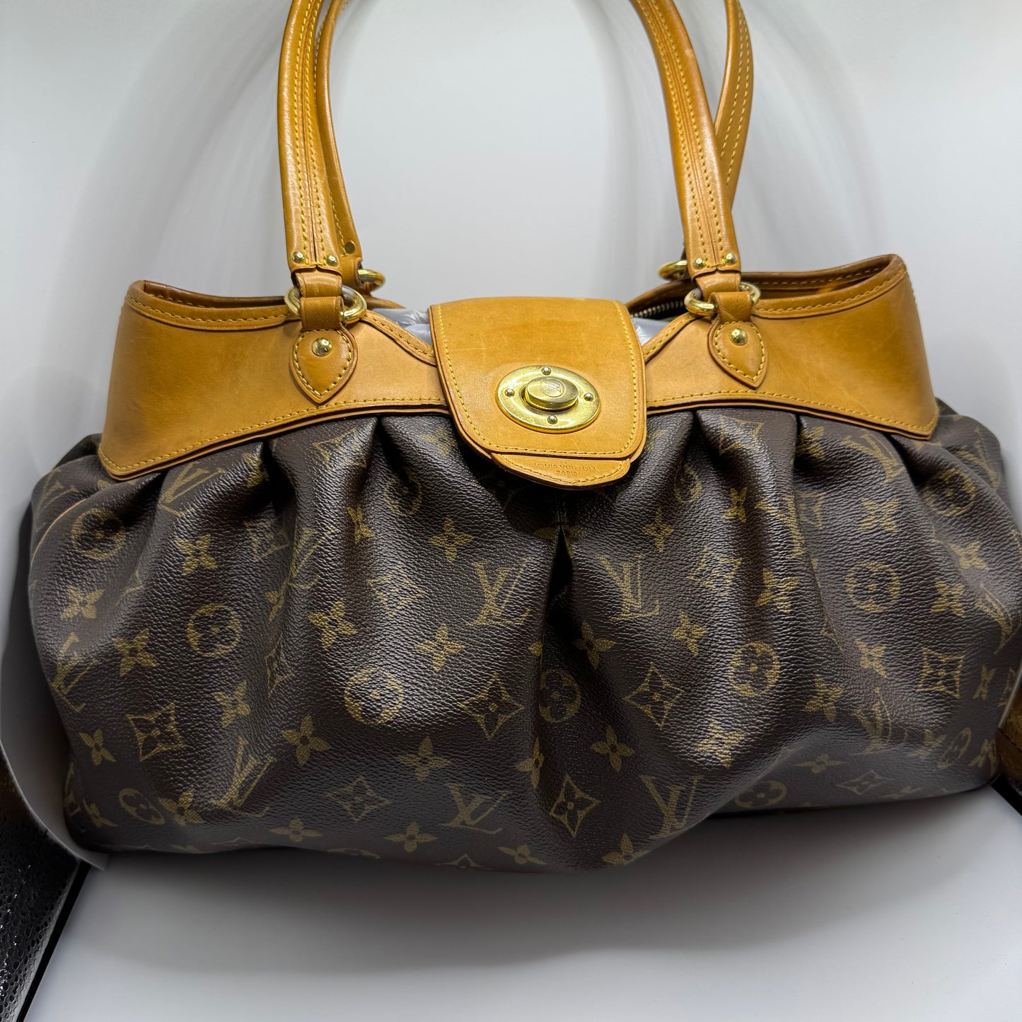Pre-owned Louis Vuitton Monogram Noé GM Shoulder Bag