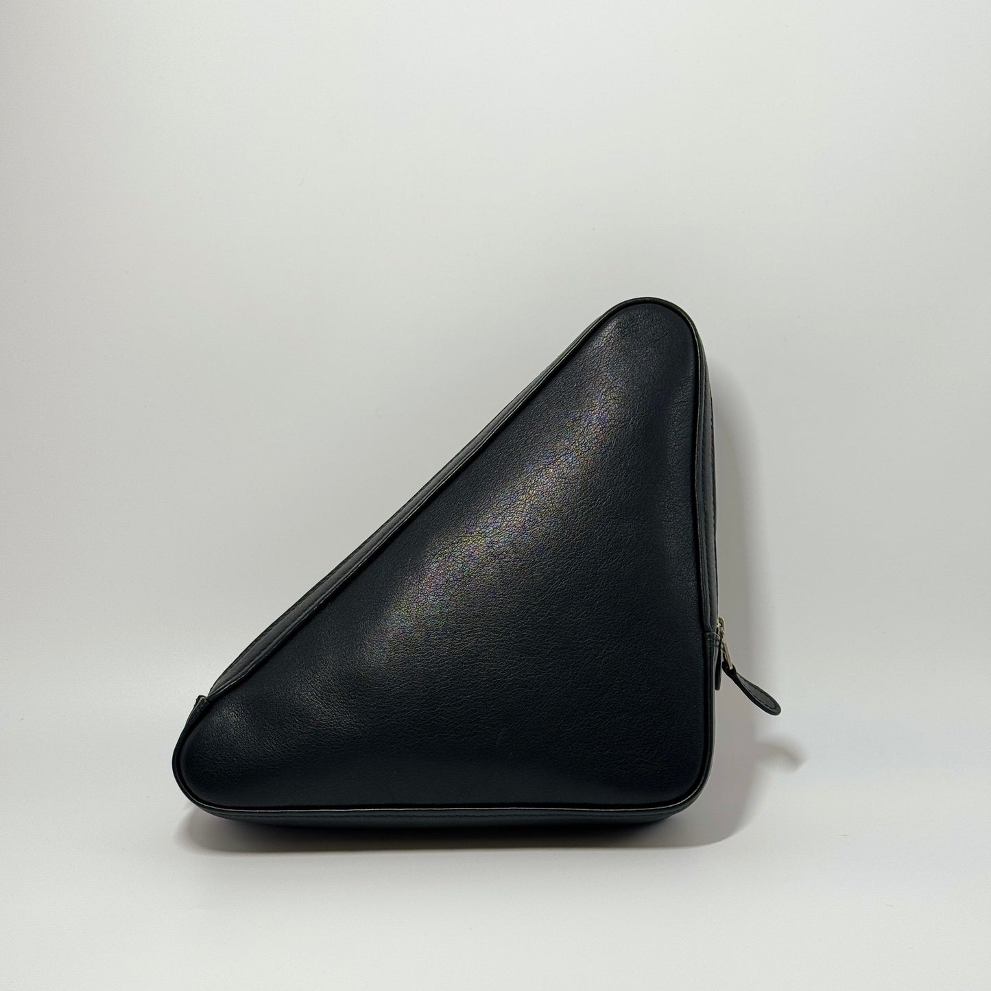Triangle M Pouch