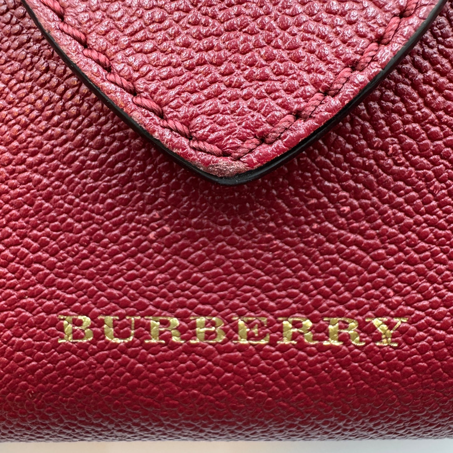 Soft Grain Calfskin Small Buckle Tote Parade Burgundy