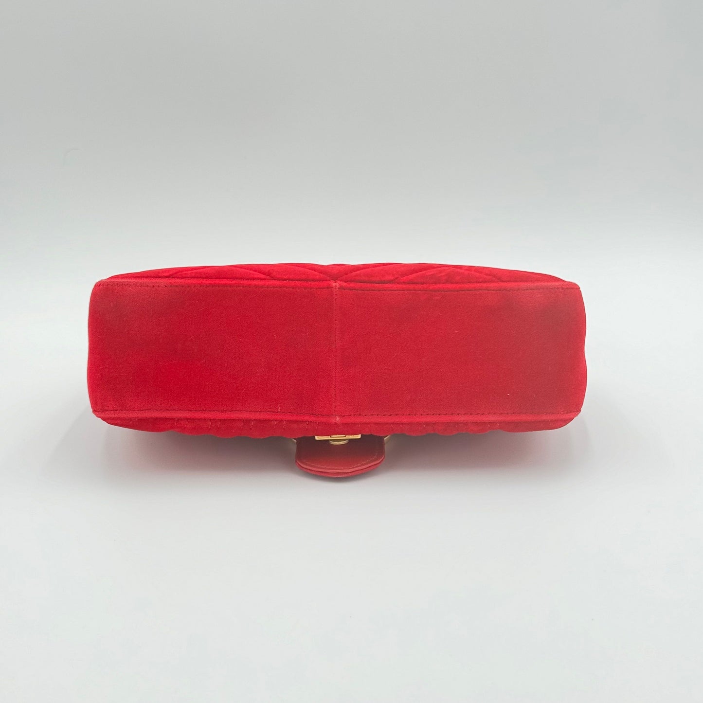 GG Marmont Flap Bag Matelasse Velvet Small Red