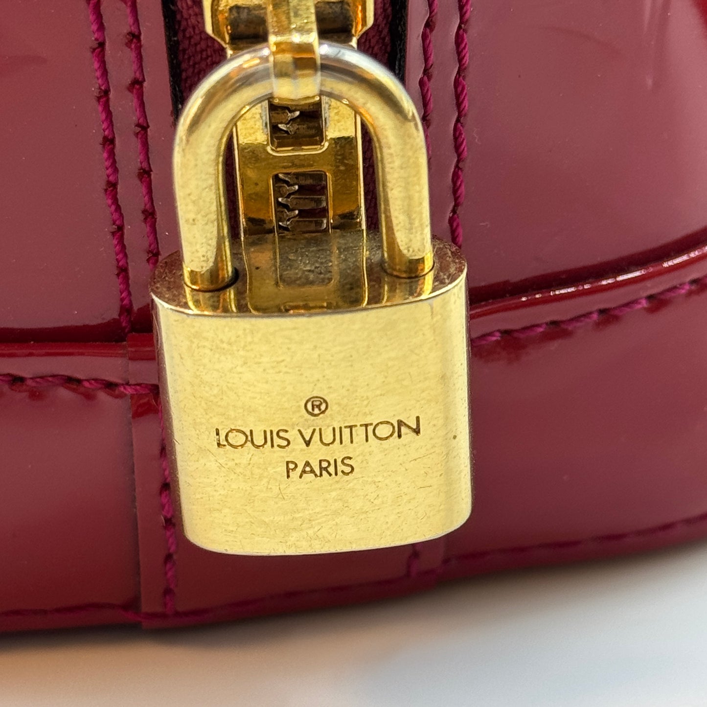 Monogram Vernis Alma BB (Rose Red)