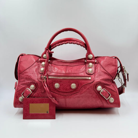 City Classic Studs Bag Leather Medium