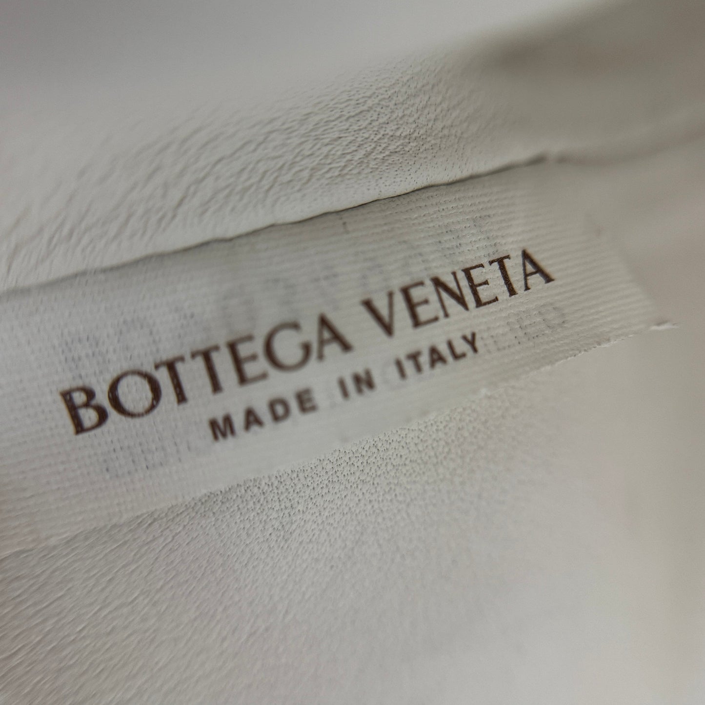 Butter Calfskin The Mini Pouch Porridge