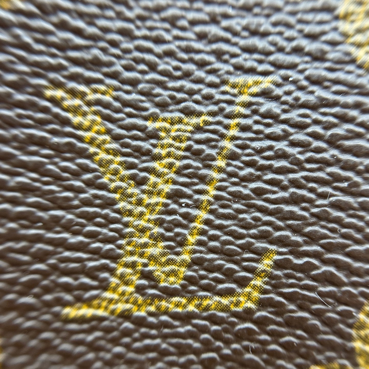 Monogram Pochette Accessoire cloth handbag