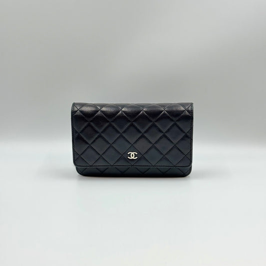 Wallet on Chain Quilted Lambskin