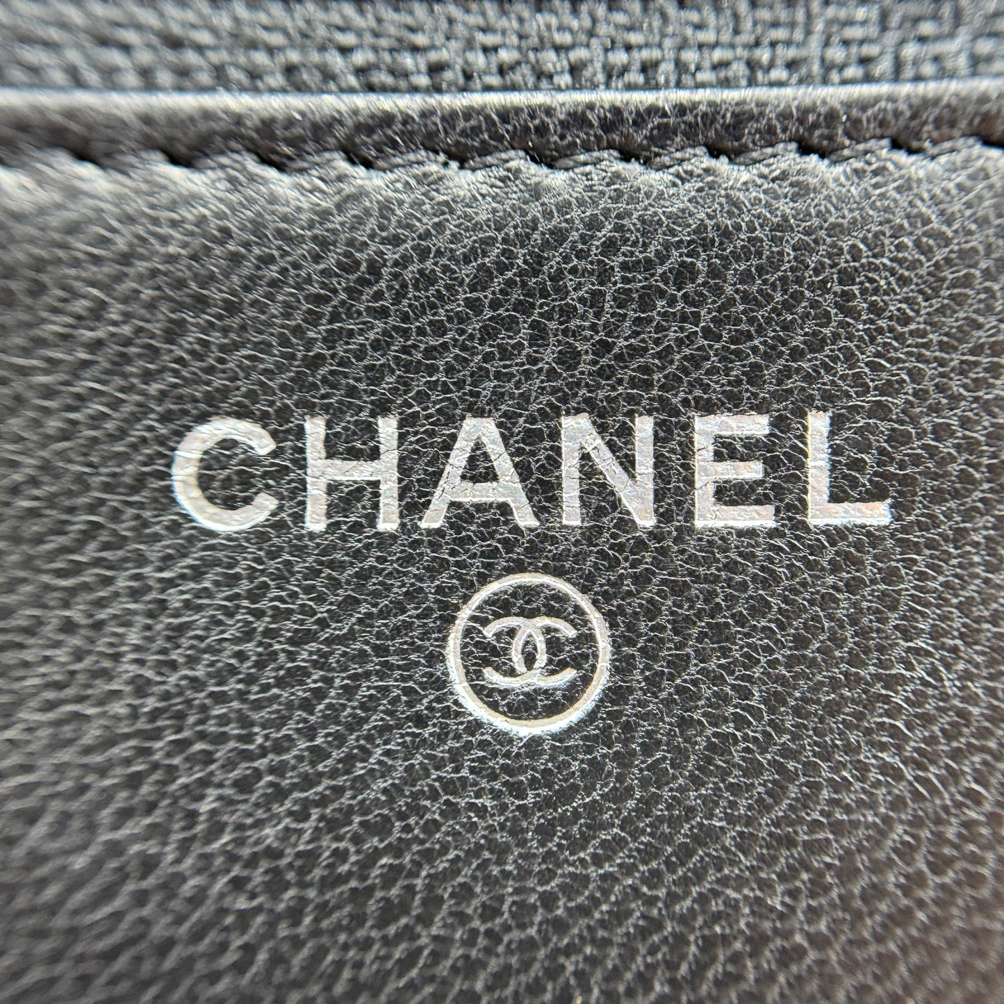 Wallet on Chain Quilted Lambskin
