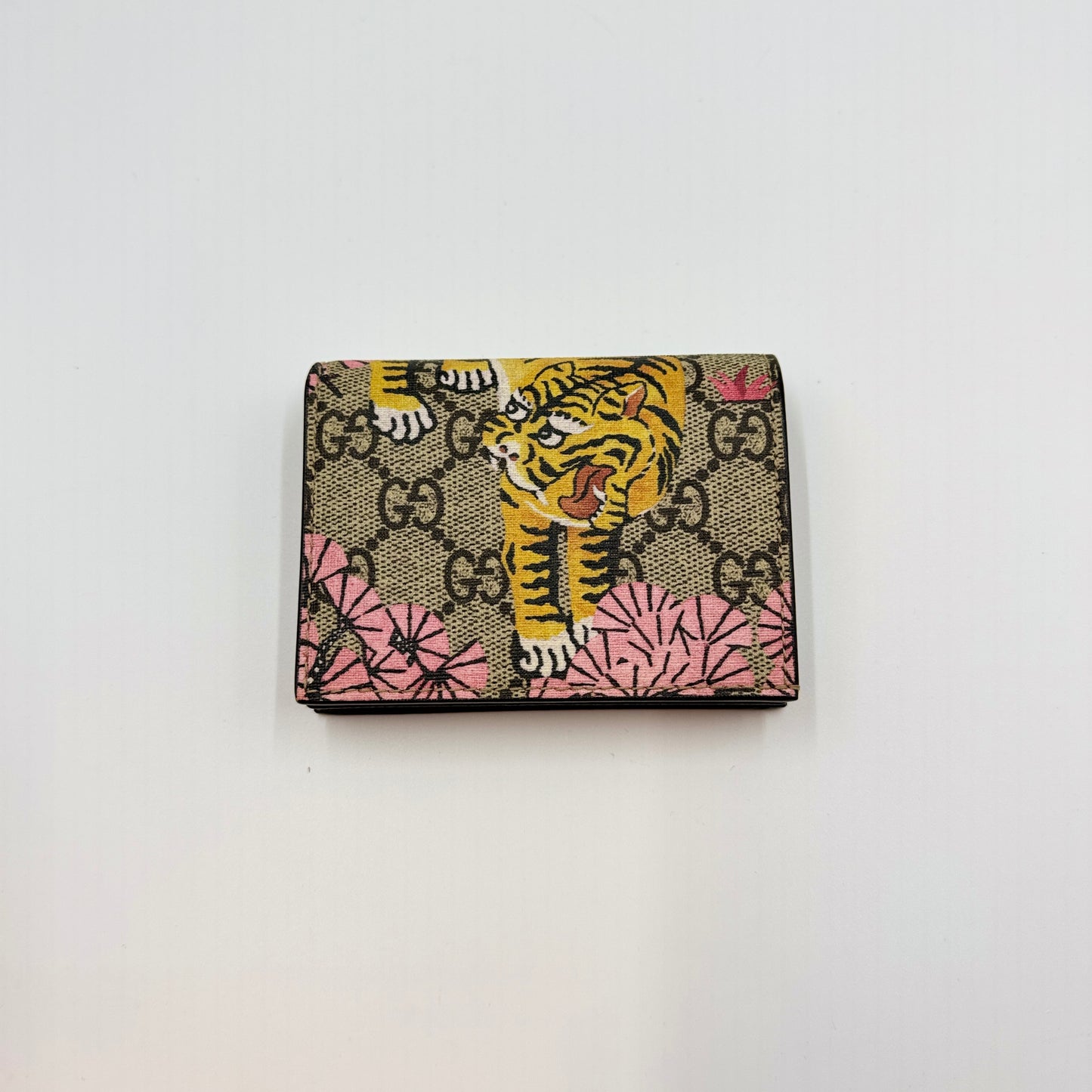 Gucci Beige GG Supreme Canvas Tiger Card Case