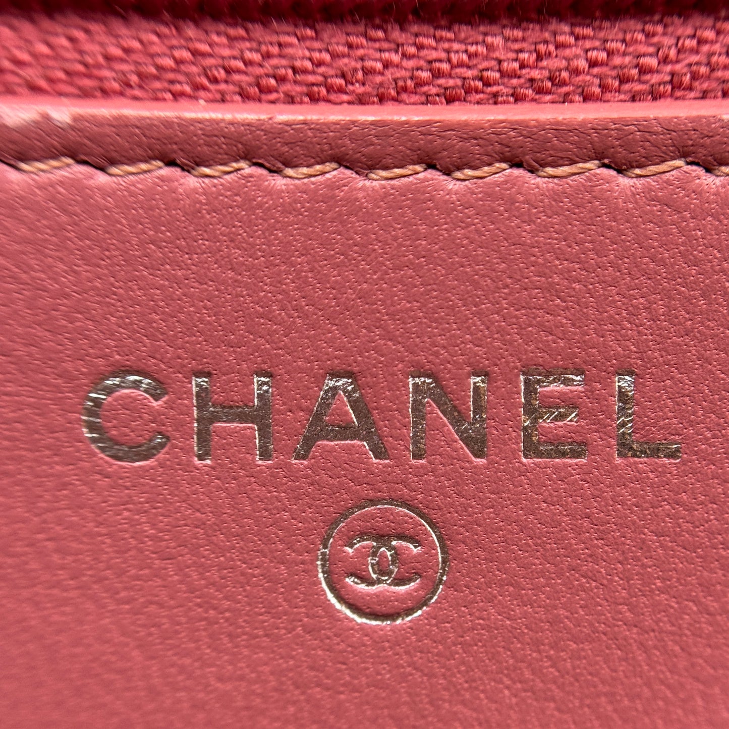 Lambskin Wallet on Chain WOC Dusty Pink