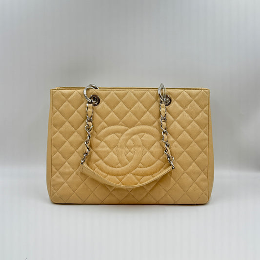 Grand Shopping Tote Quilted Caviar Beige Silver Hardware