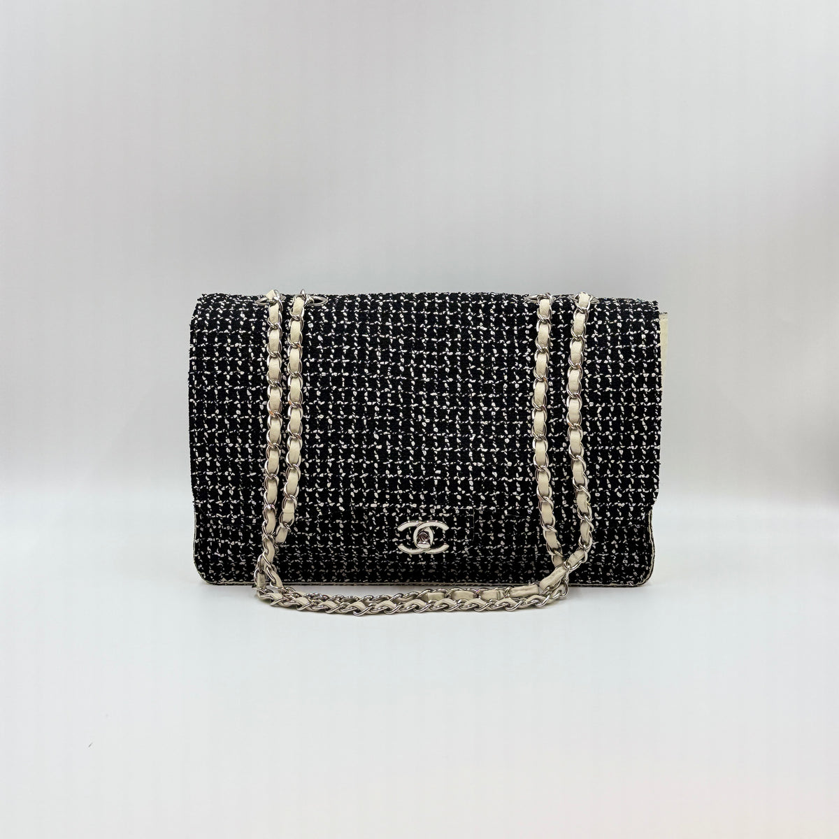 Chanel Tweed Medium Single Flap Black White