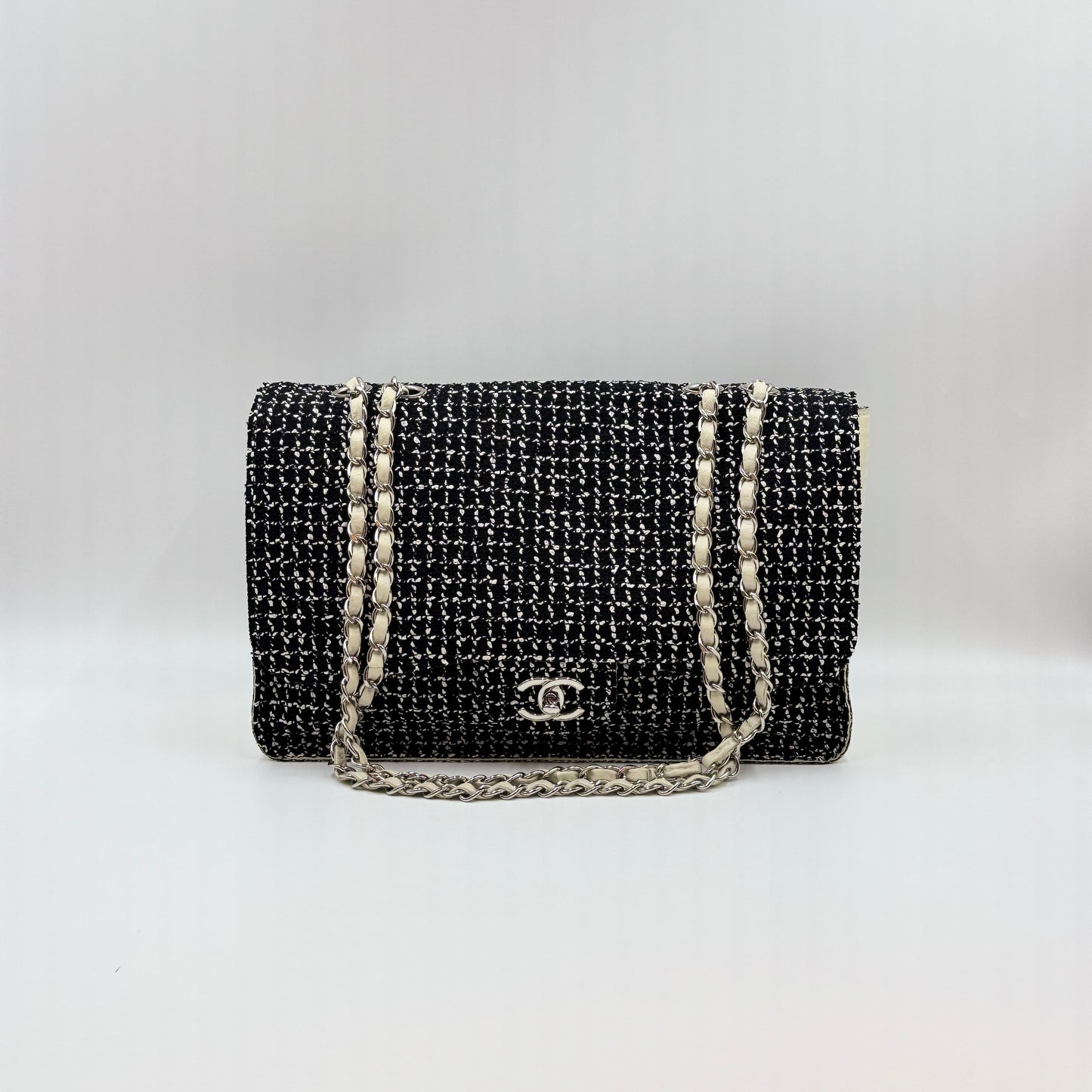 Tweed Medium Single Flap Black White