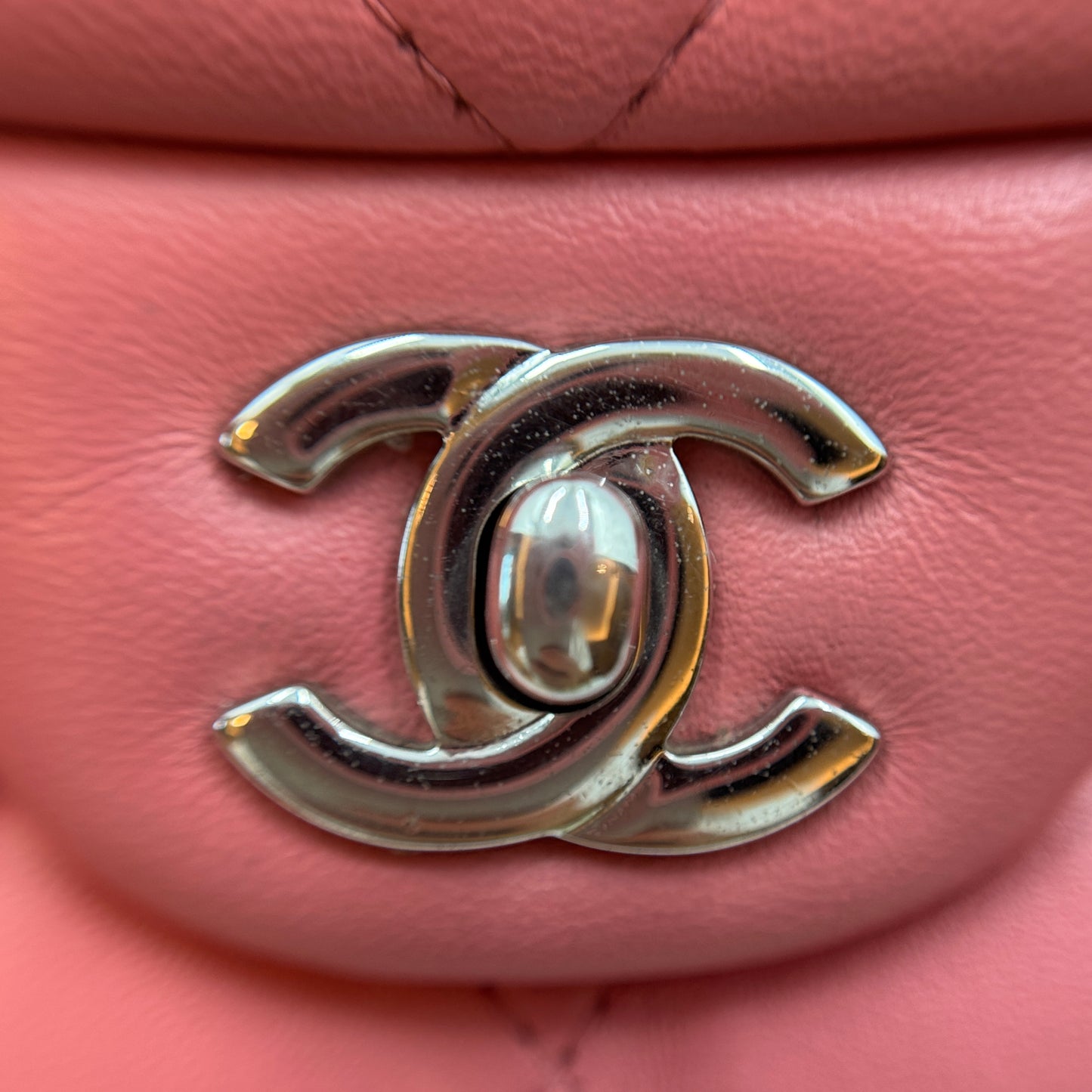 Lambskin Quilted Clutch With Chain Flap Pink