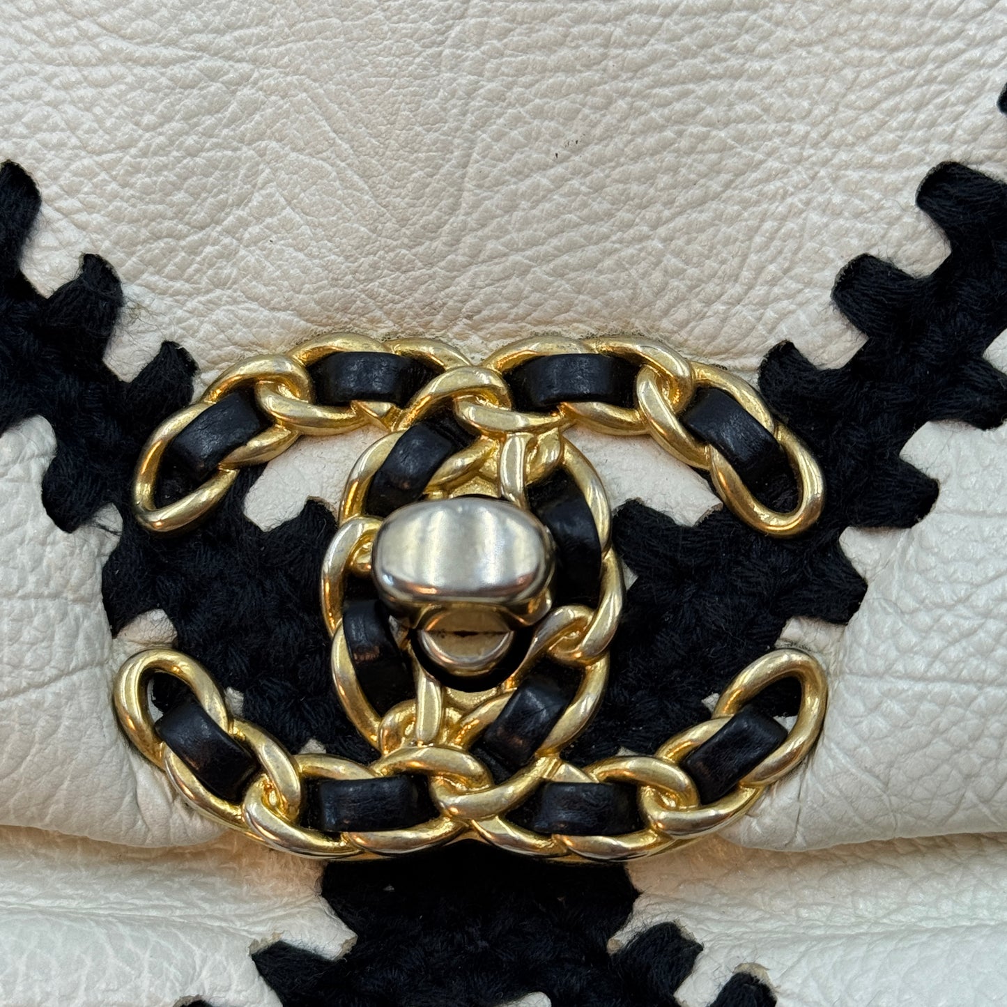 Medium Crochet 19 Flap Bag