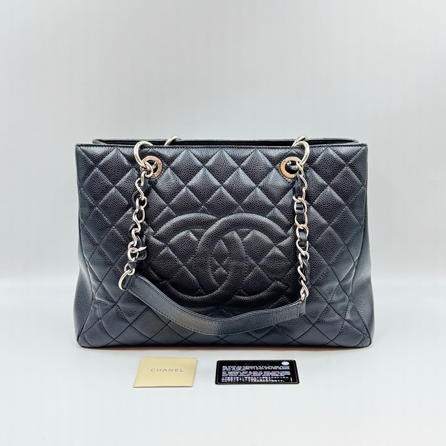 Caviar Grand Shopping Tote Silver Hardware