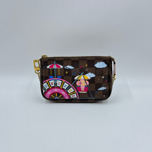 Damier Ebene 2020 Christmas Animation Big Wheel Mini Pochette Accessories Rose