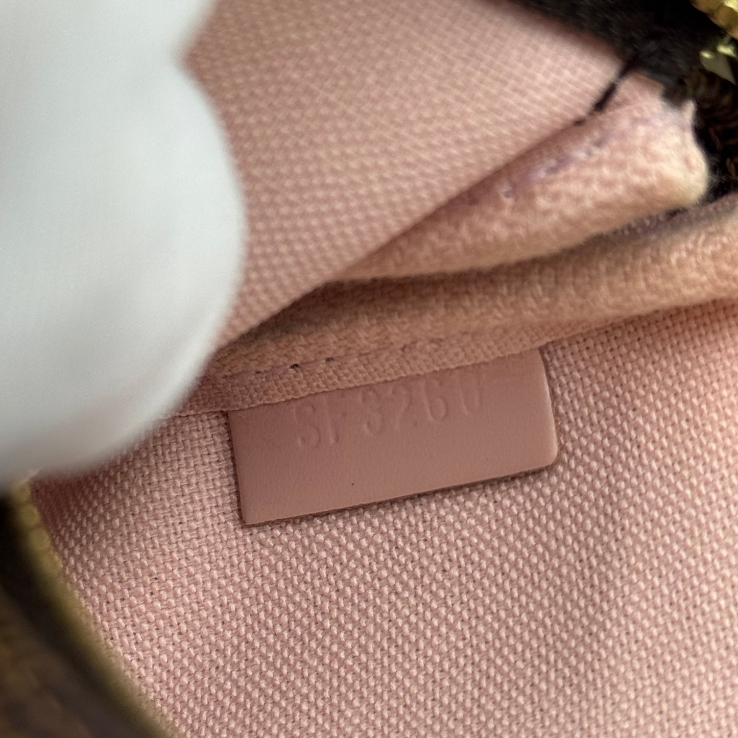 Damier Ebene 2020 Christmas Animation Big Wheel Mini Pochette Accessories Rose