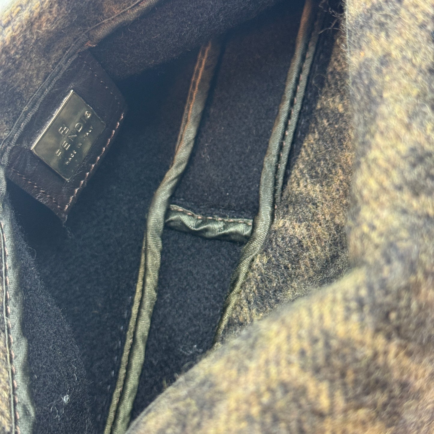 Wool Zucca FF Baguette Vintage Shoulder Bag
