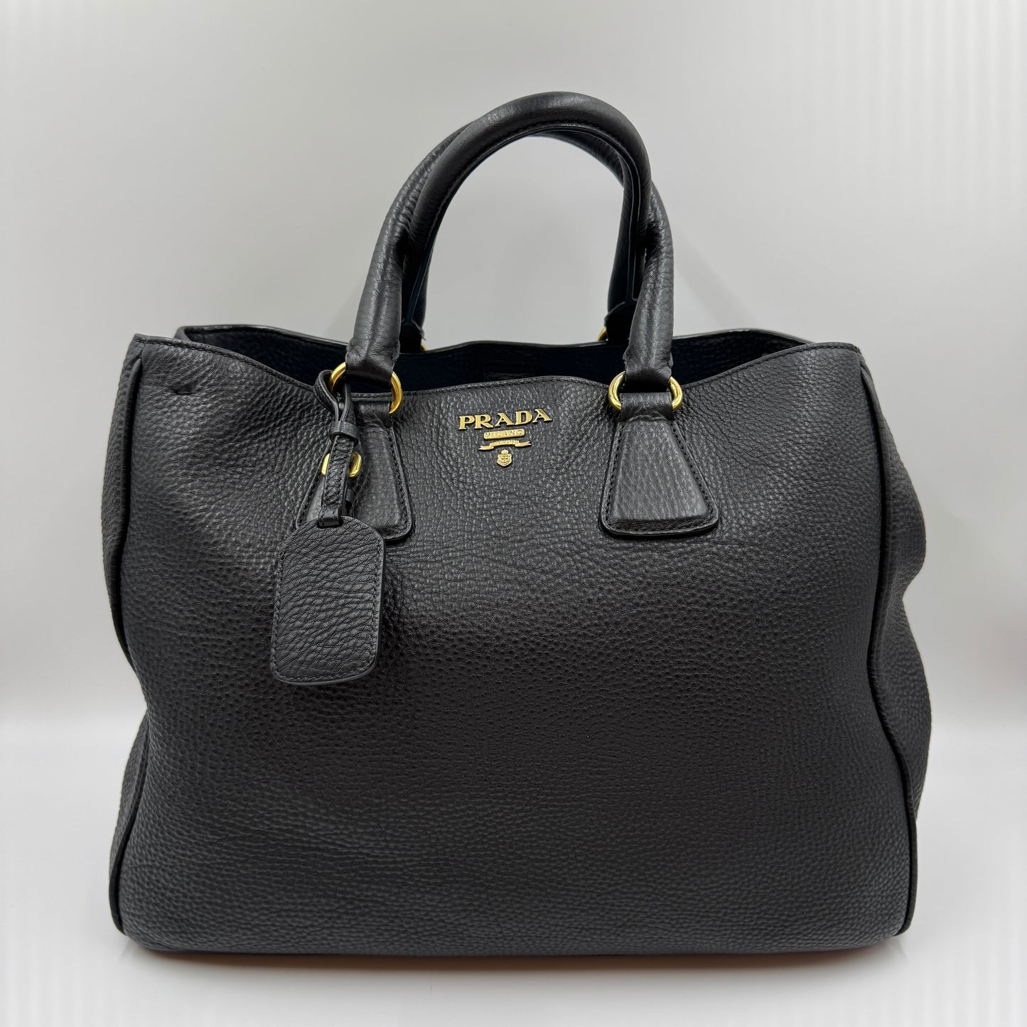 Vitello Daino Tote Black