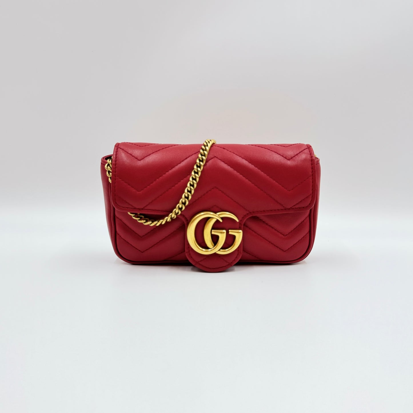 Calfskin Matelasse Super Mini GG Marmont Shoulder Bag Hibiscus Red