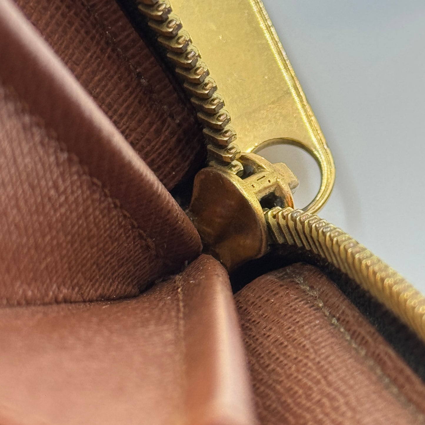 Monogram Round Zippy Long Wallet