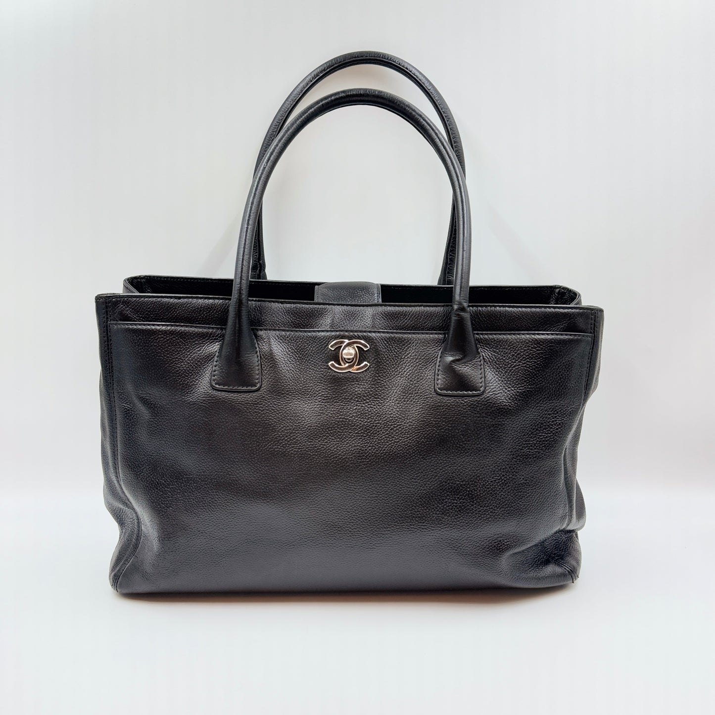 Calfskin Cerf Executive Shopper Tote Black