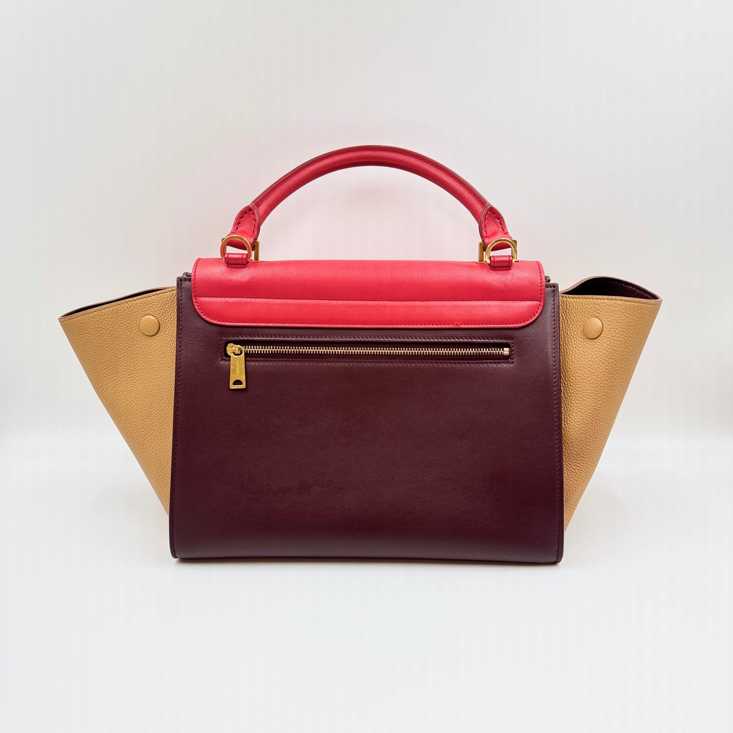 Satin Baby Grained Calfskin Small Trapeze Carmin