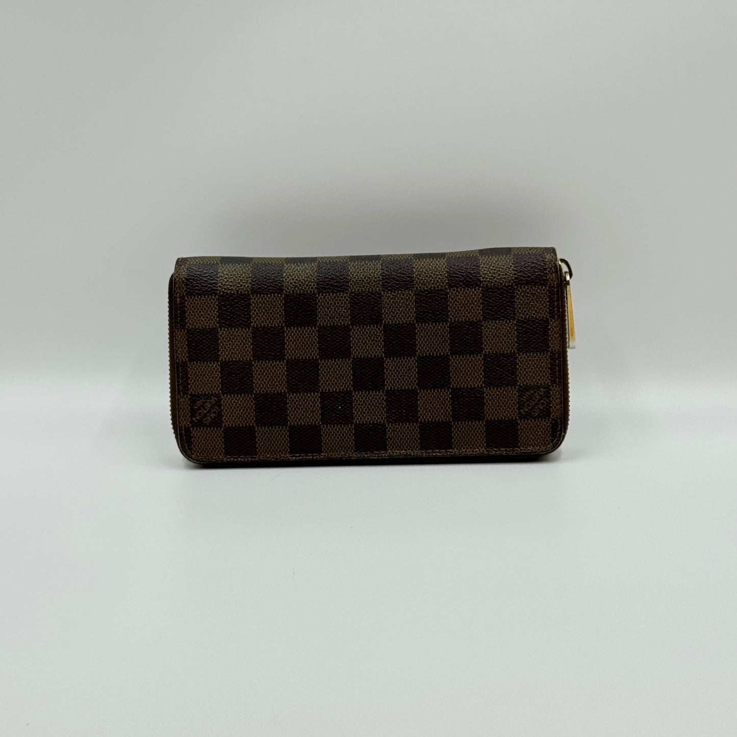 Damier Ebene Zippy Wallet