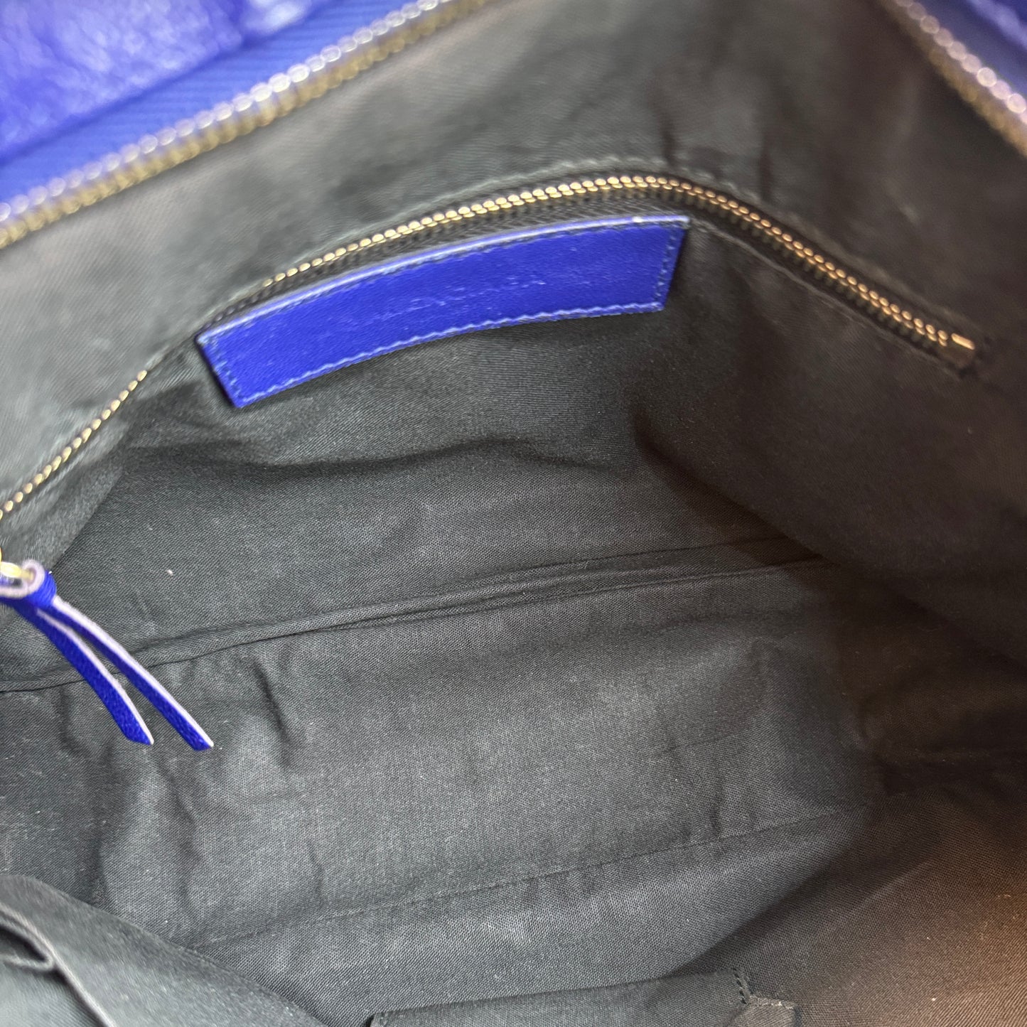 Agneau Gold Hardware Metallic Edge City Bleu Roi