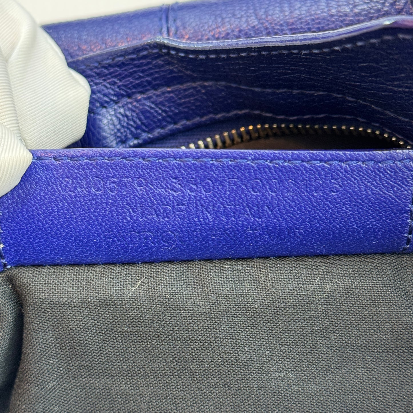 Agneau Gold Hardware Metallic Edge City Bleu Roi