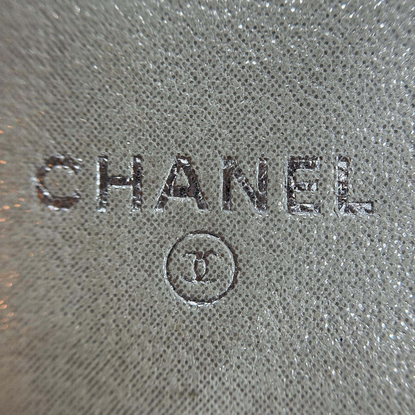 Lambskin Camellia Embossed Yen Wallet Black