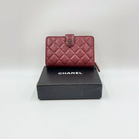 Lambskin Quilted Zipped Pocket Wallet Wine Red