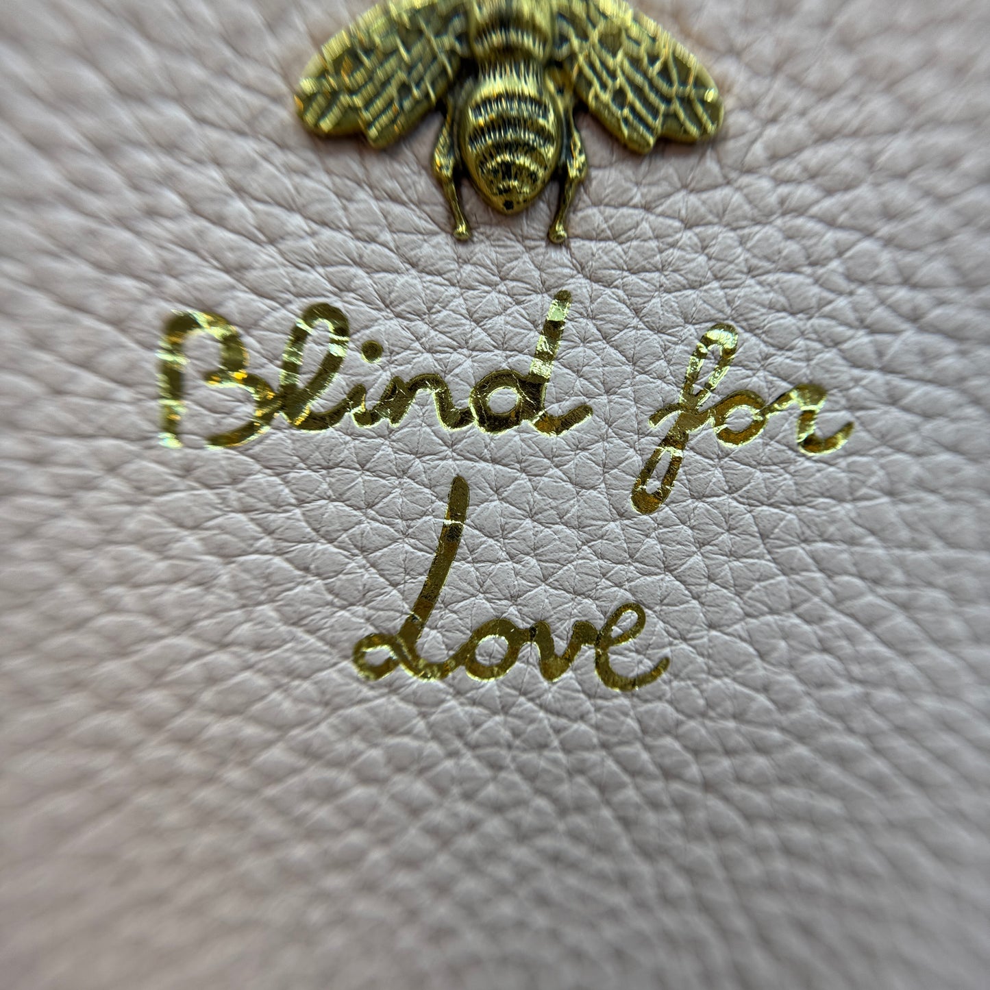 Gucci Blind For Love Zipped Pouch Bag in Pink Leather