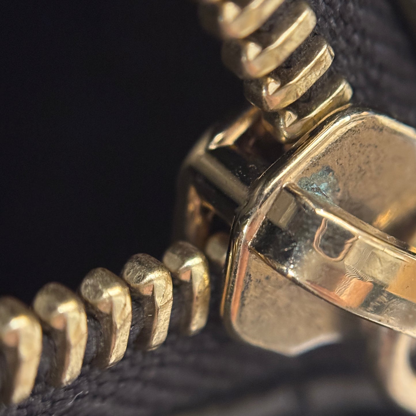 Calfskin Medium Bamboo Daily Shopper Black