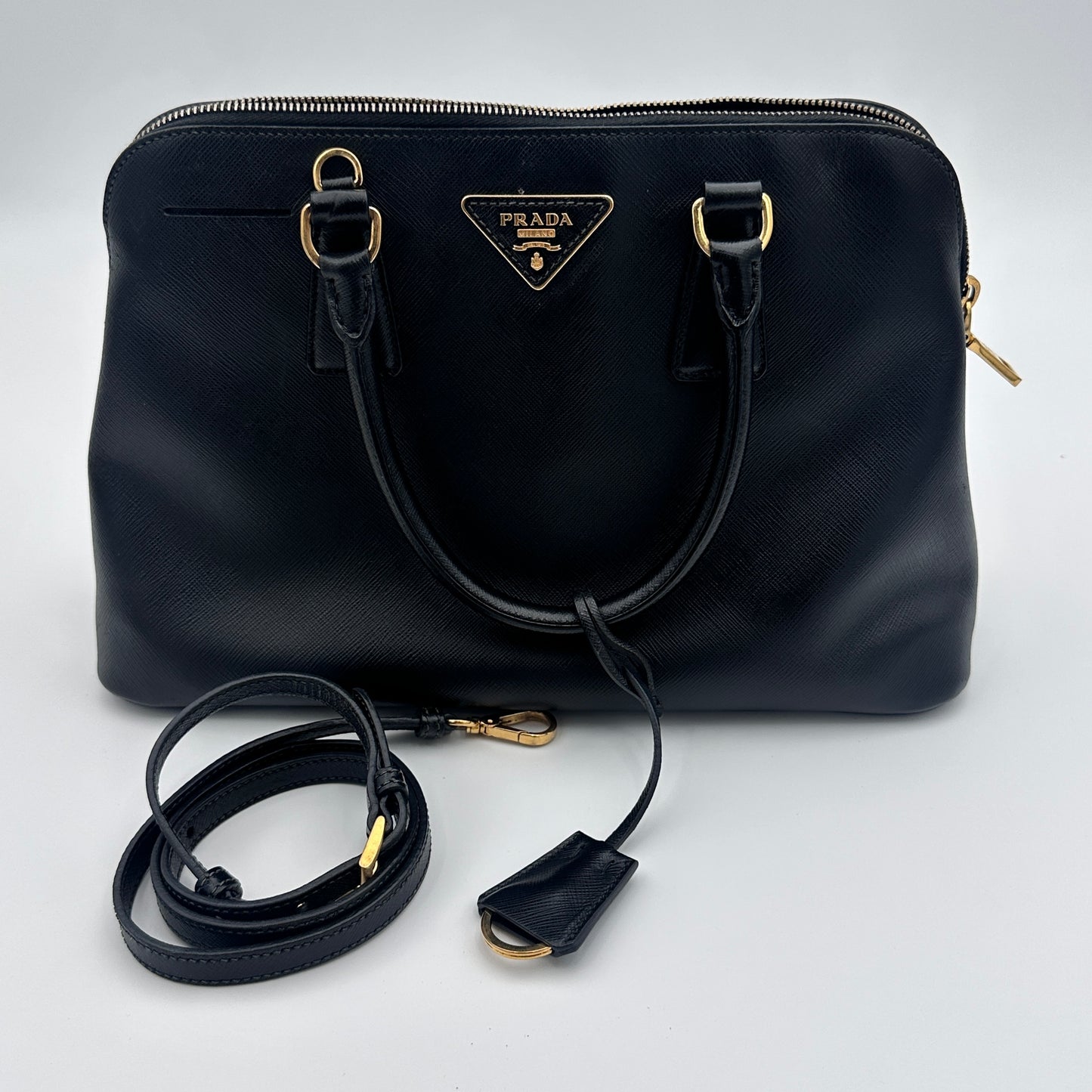 Saffiano Lux Medium Promenade Tote Black