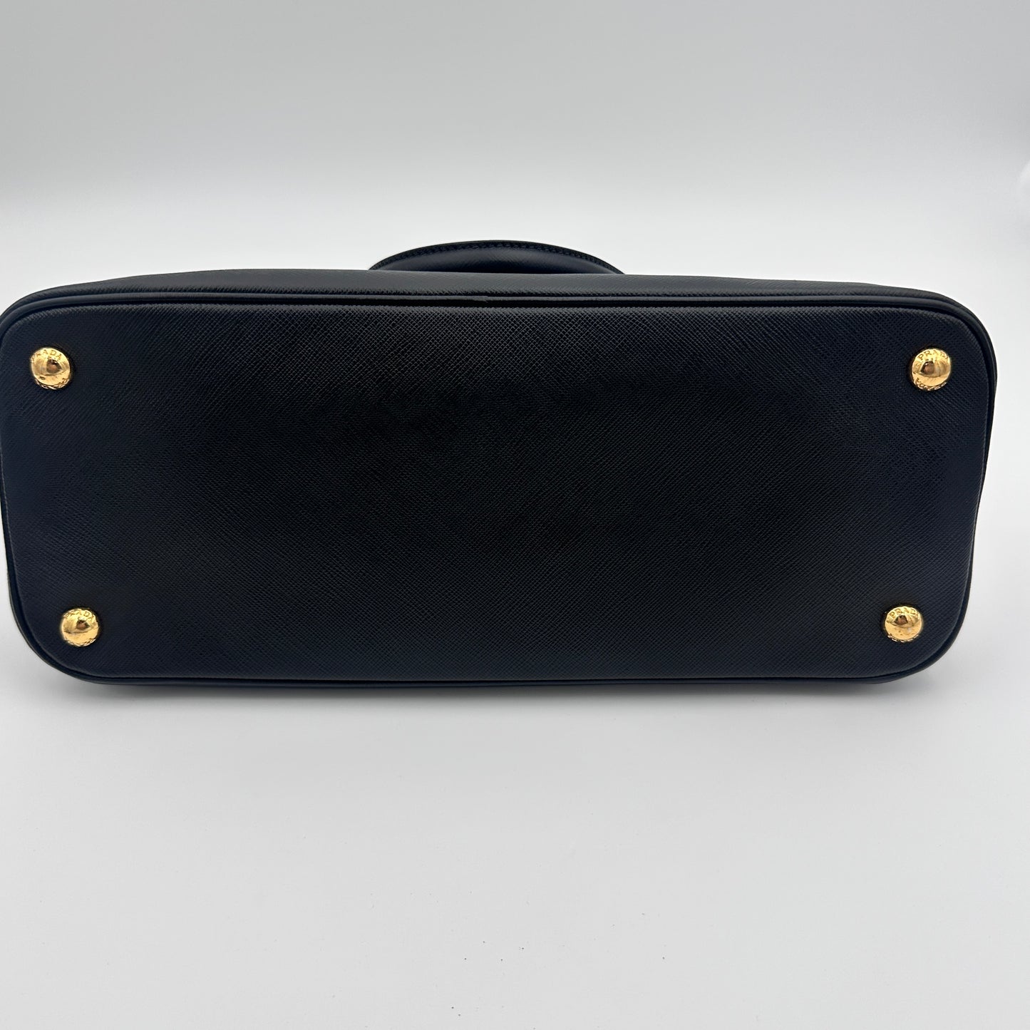 Saffiano Lux Medium Promenade Tote Black