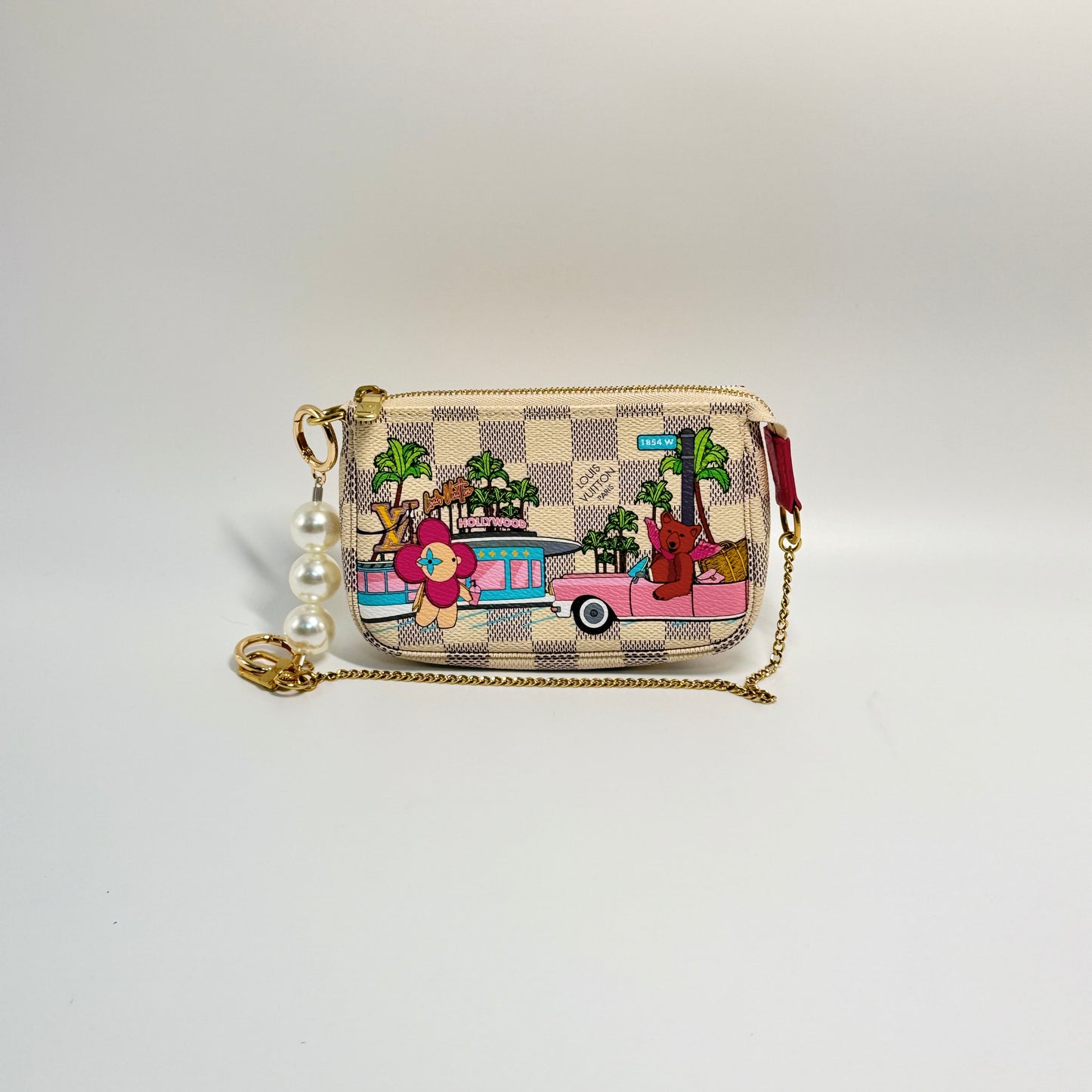 Damier Azur Christmas Animation Hollywood Mini Pochette Accessoires