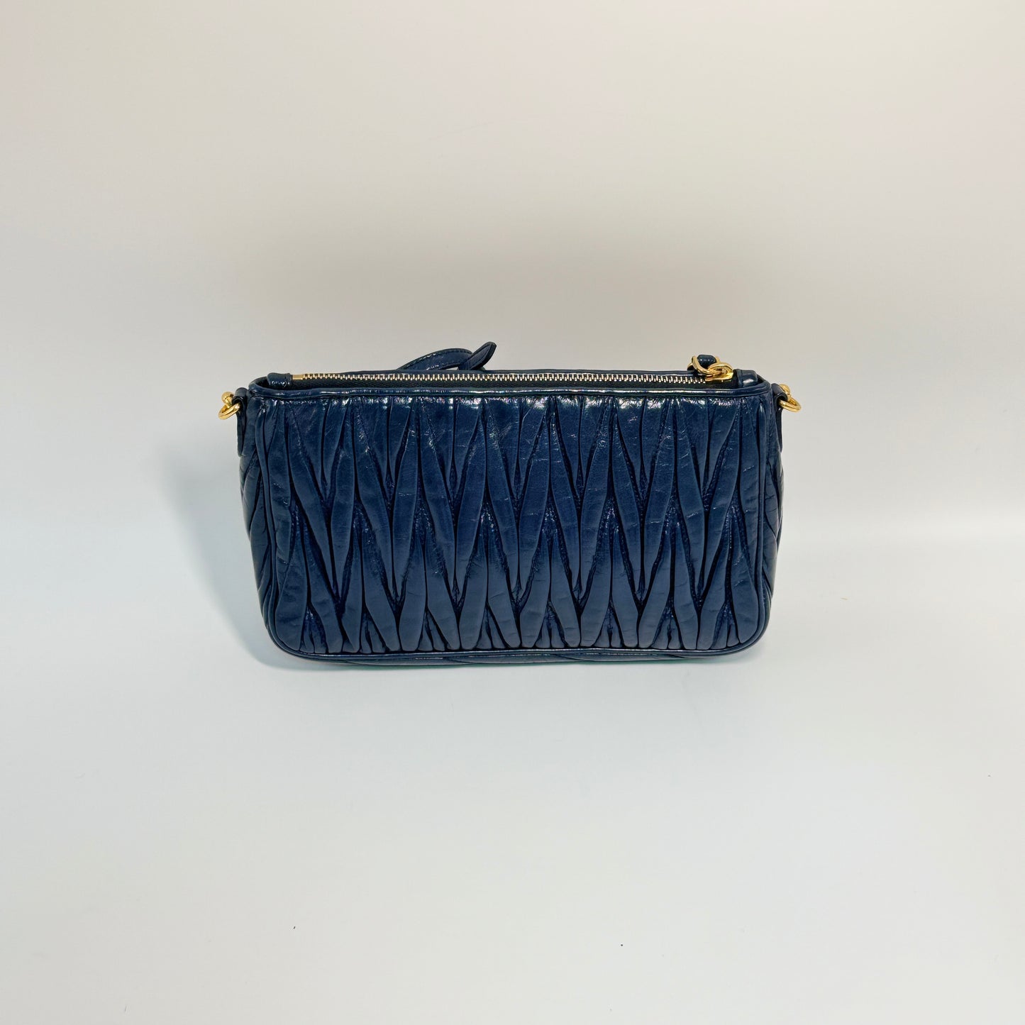 Matelassé leather handbag Navy