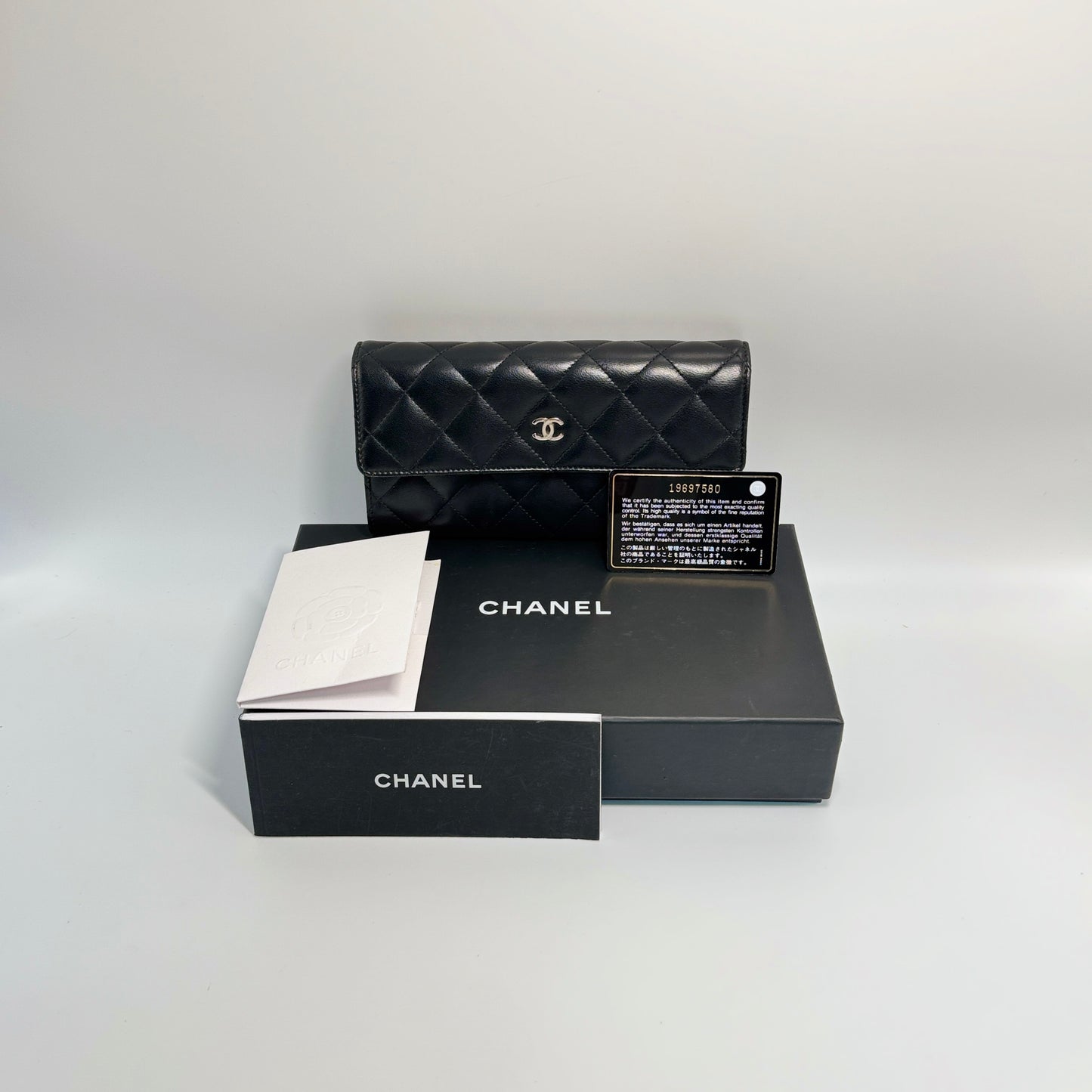 Lambskin Leather CC L-Gusset Flap Wallet