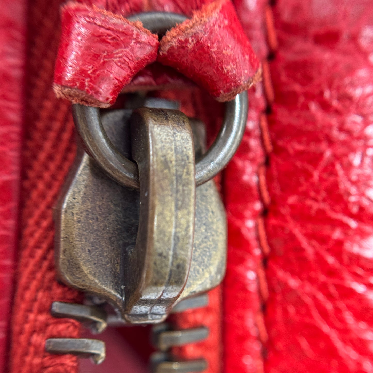 Agneau Classic Hardware Town Red