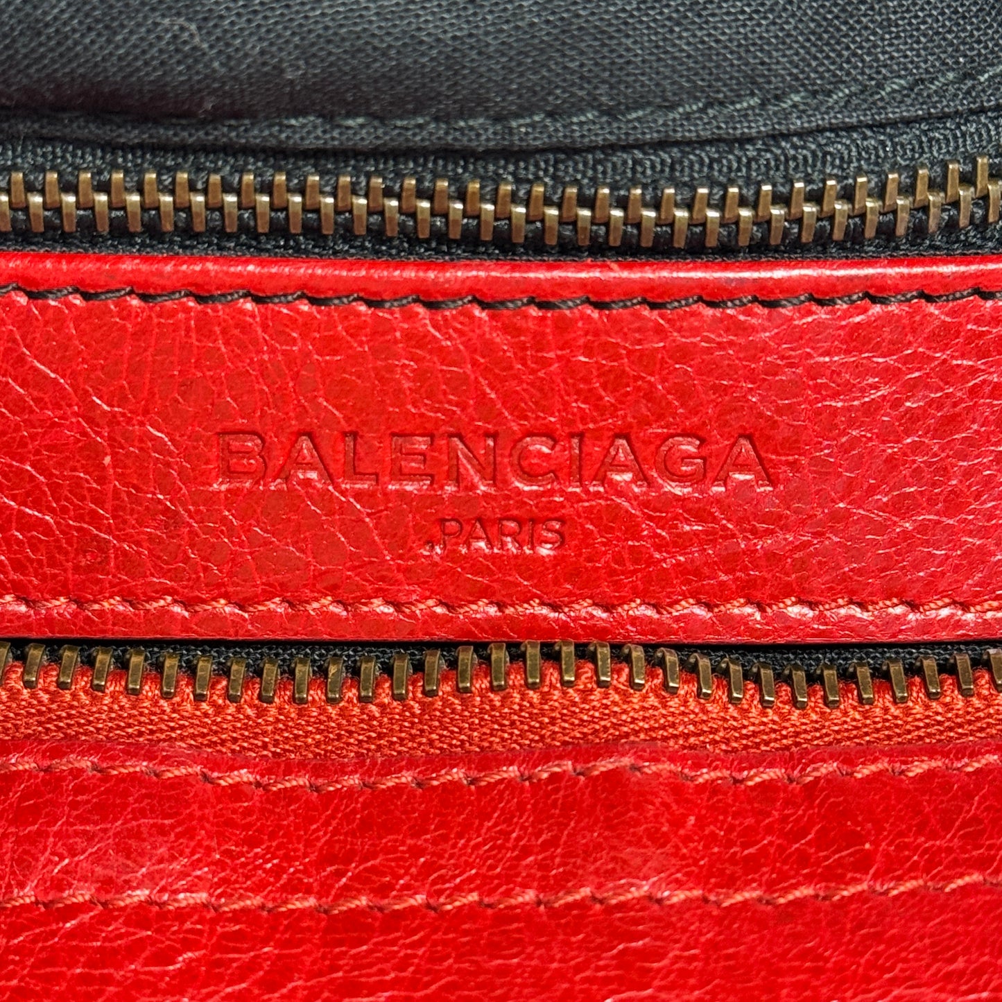 Agneau Classic Hardware Town Red