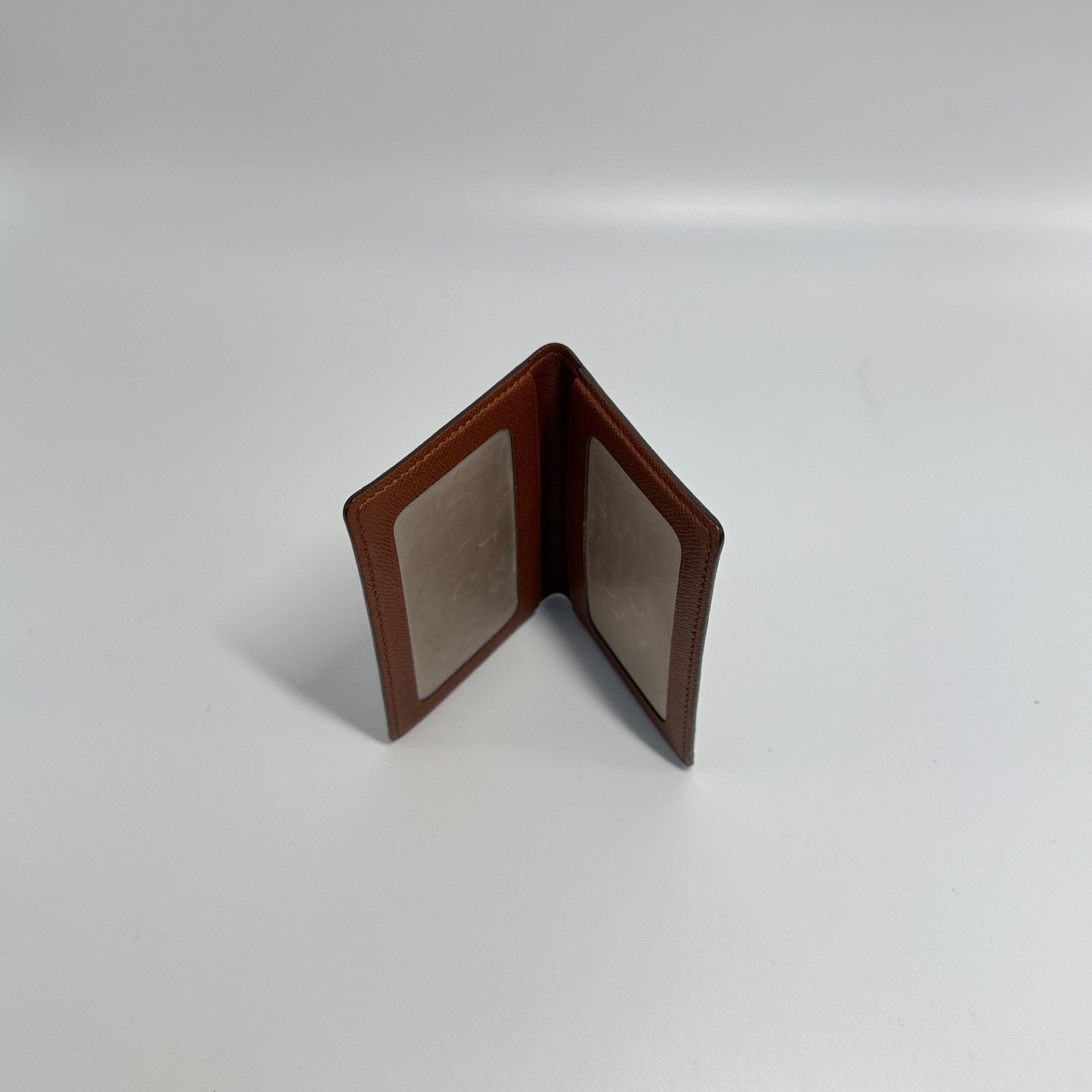 Monogram Porte 2 Cartes Vertical Card Holder