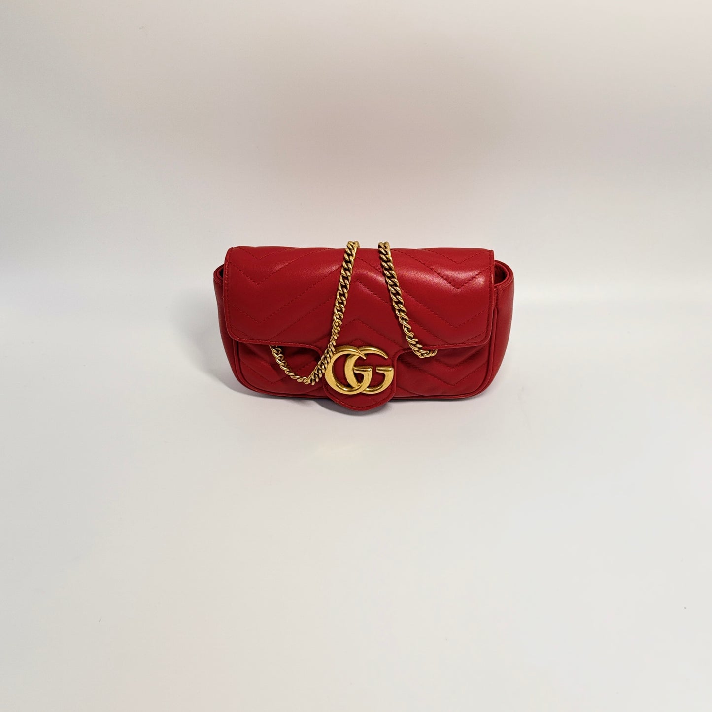 Calfskin Matelasse Super Mini GG Marmont Shoulder Bag Hibiscus Red