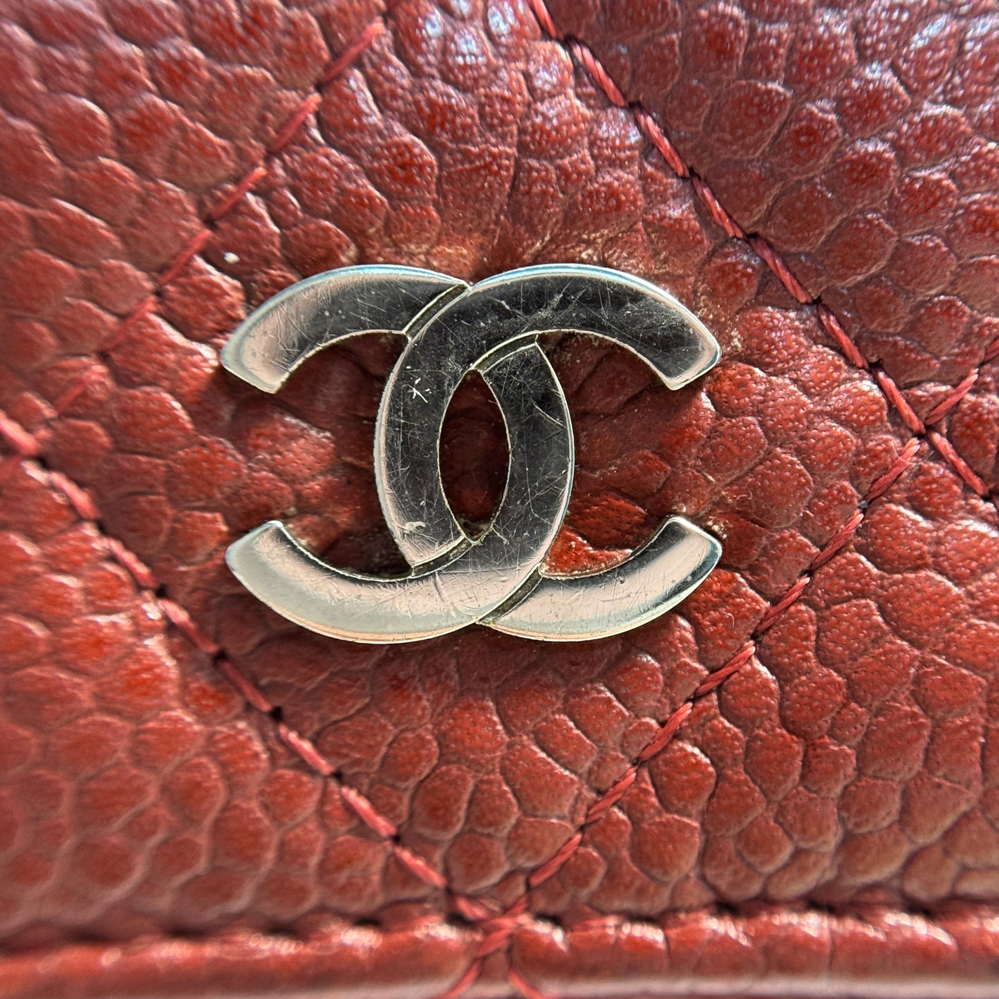 Iridescent Caviar Quilted Flap Card Holder Wallet Burgundy