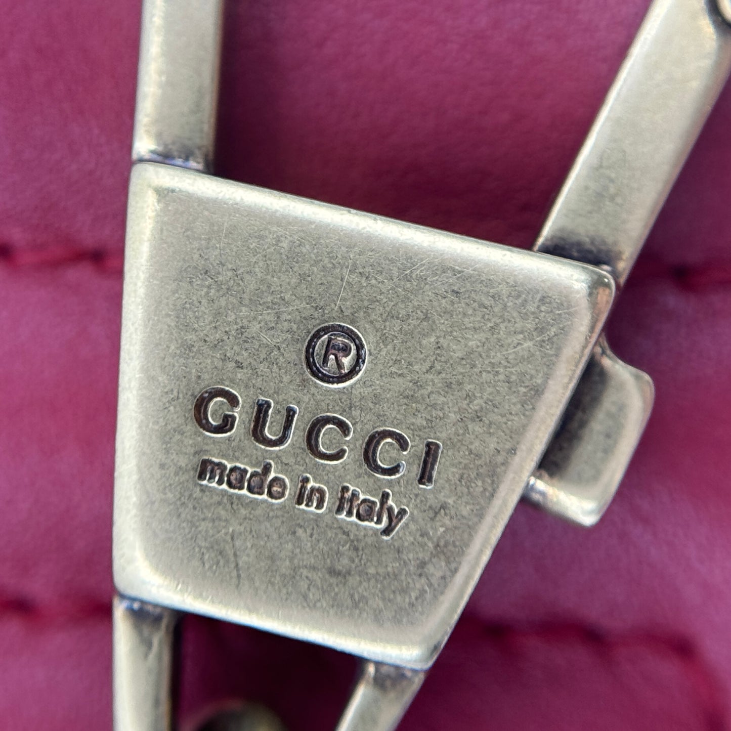 Calfskin Matelasse Super Mini GG Marmont Shoulder Bag Hibiscus Red