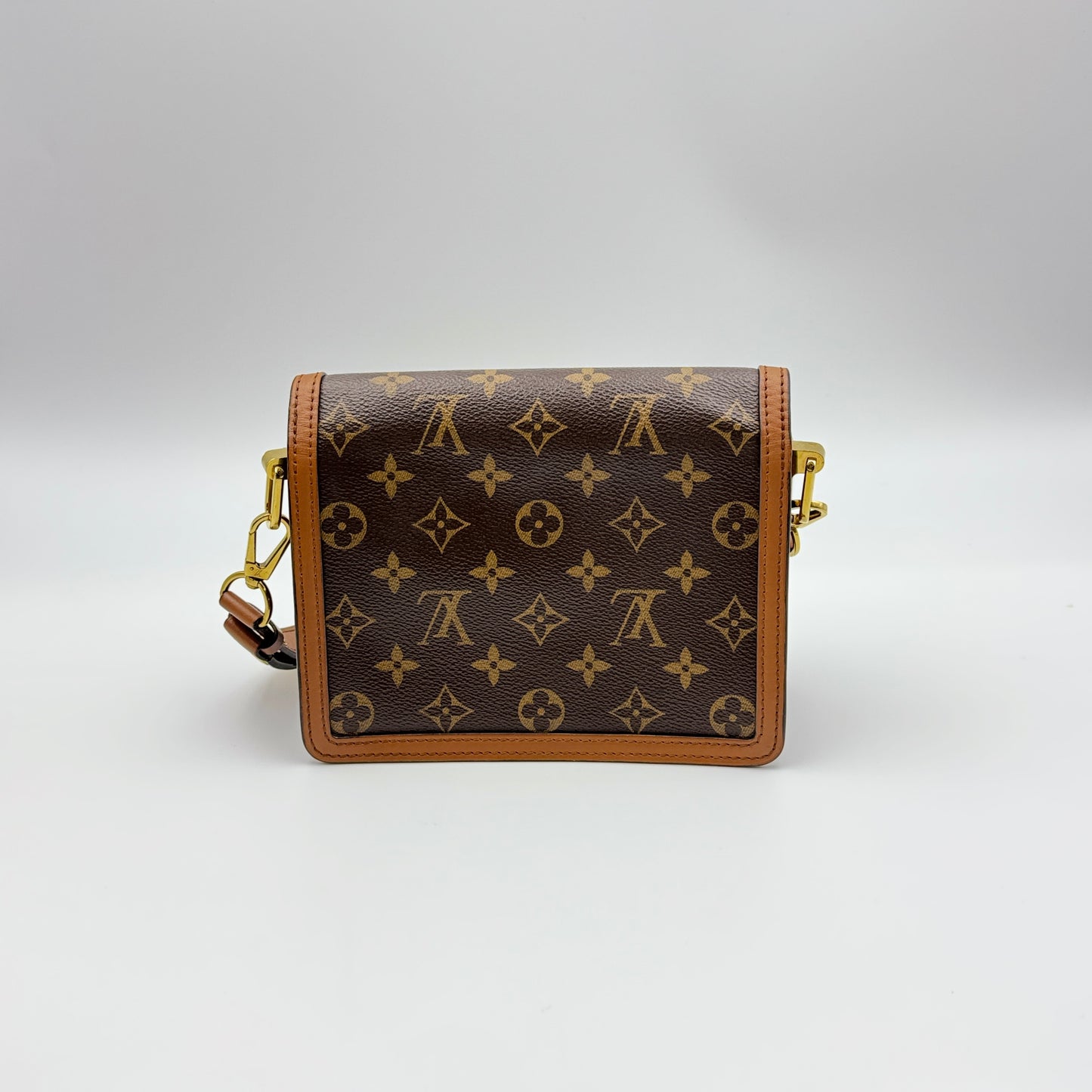Reverse Monogram Dauphine Mini
