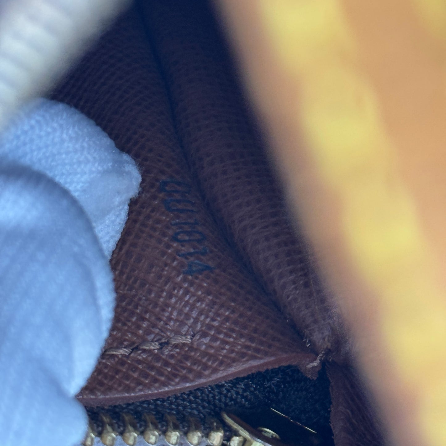 Monogram Papillon 26