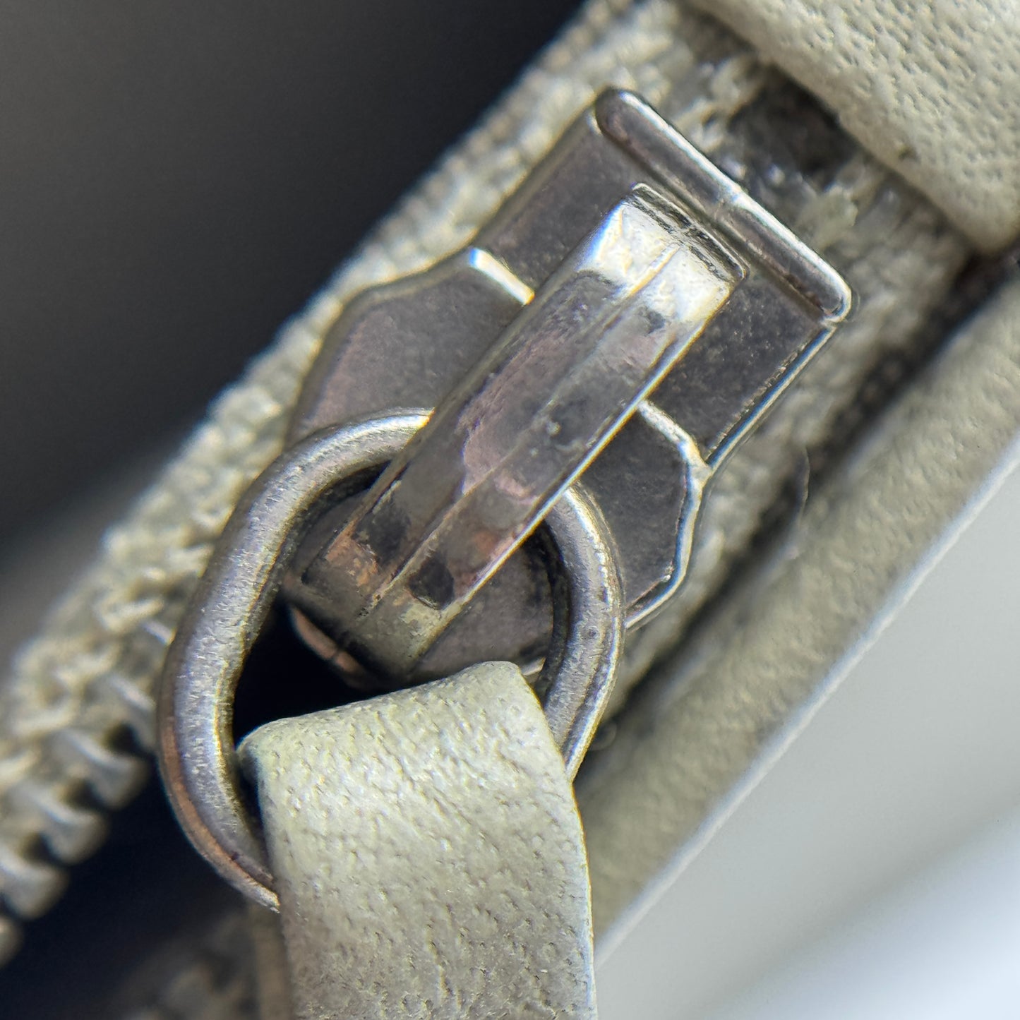 CC Logo Bifold Long Wallet Grained Calfskin Leather White