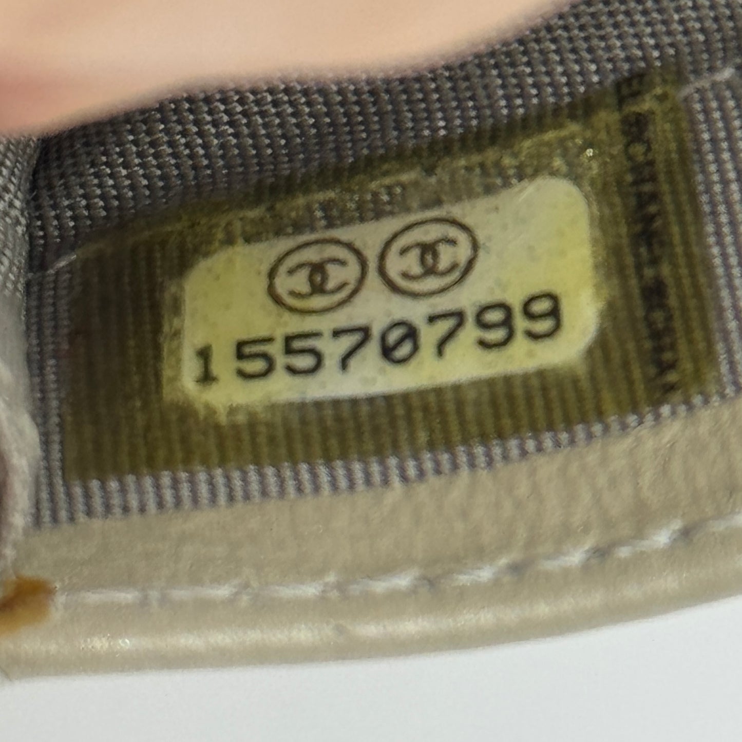 CC Logo Bifold Long Wallet Grained Calfskin Leather White