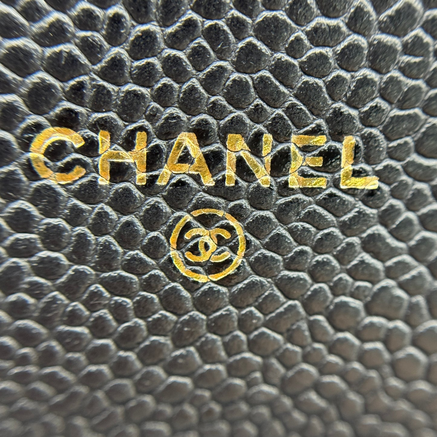 Caviar Quilted Wallet on Chain WOC Black