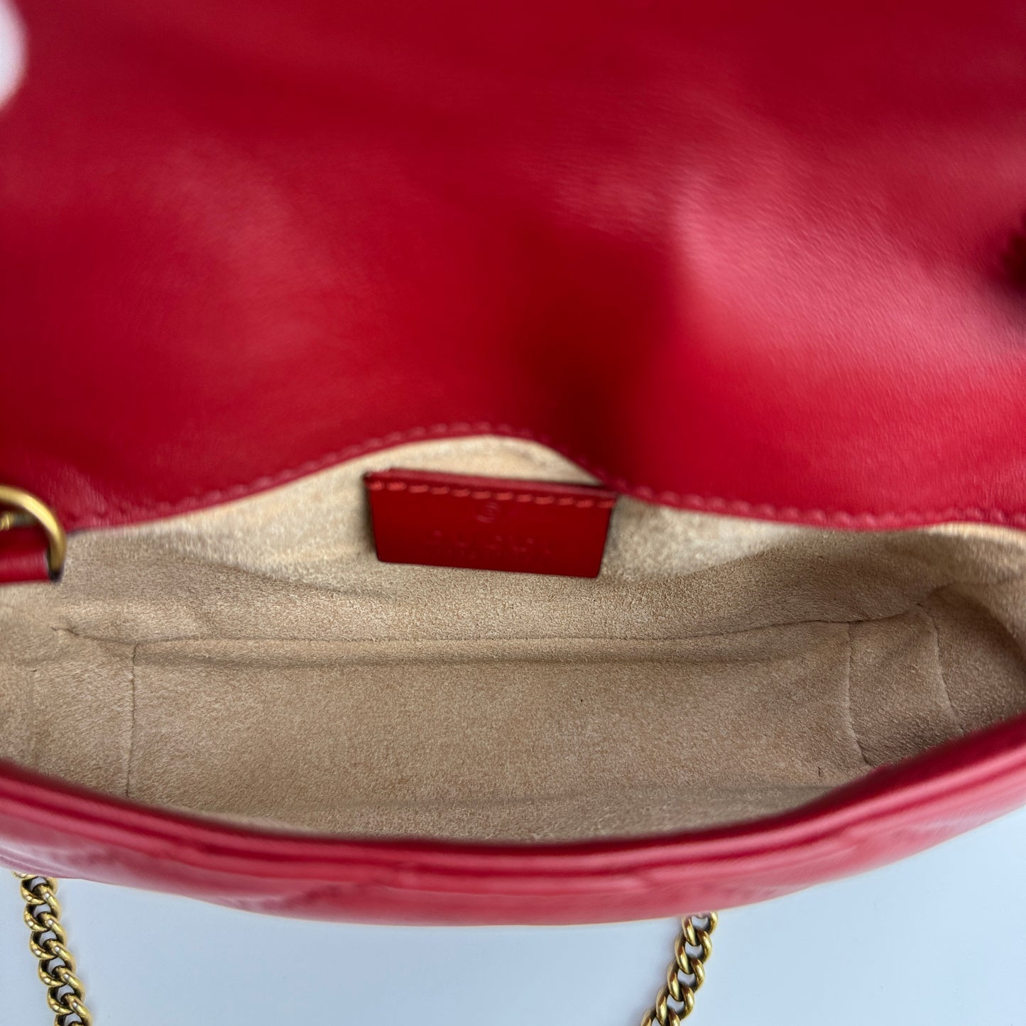 Calfskin Matelasse Super Mini GG Marmont Shoulder Bag Hibiscus Red